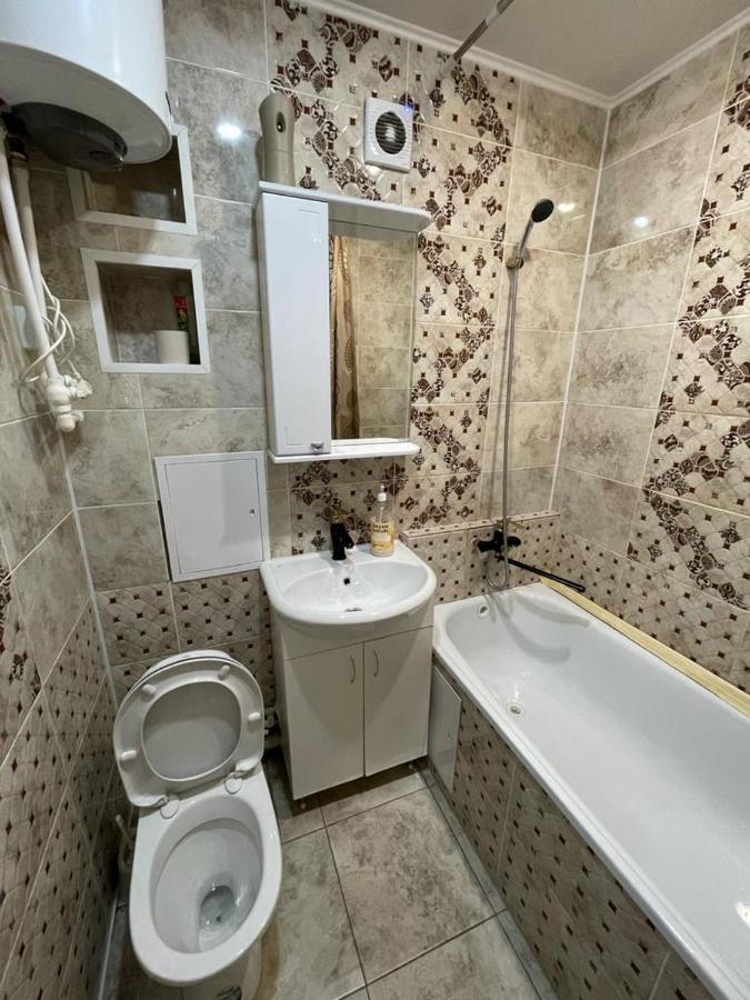 Apartamento Лермонтова 91 Pavlodar Exterior foto